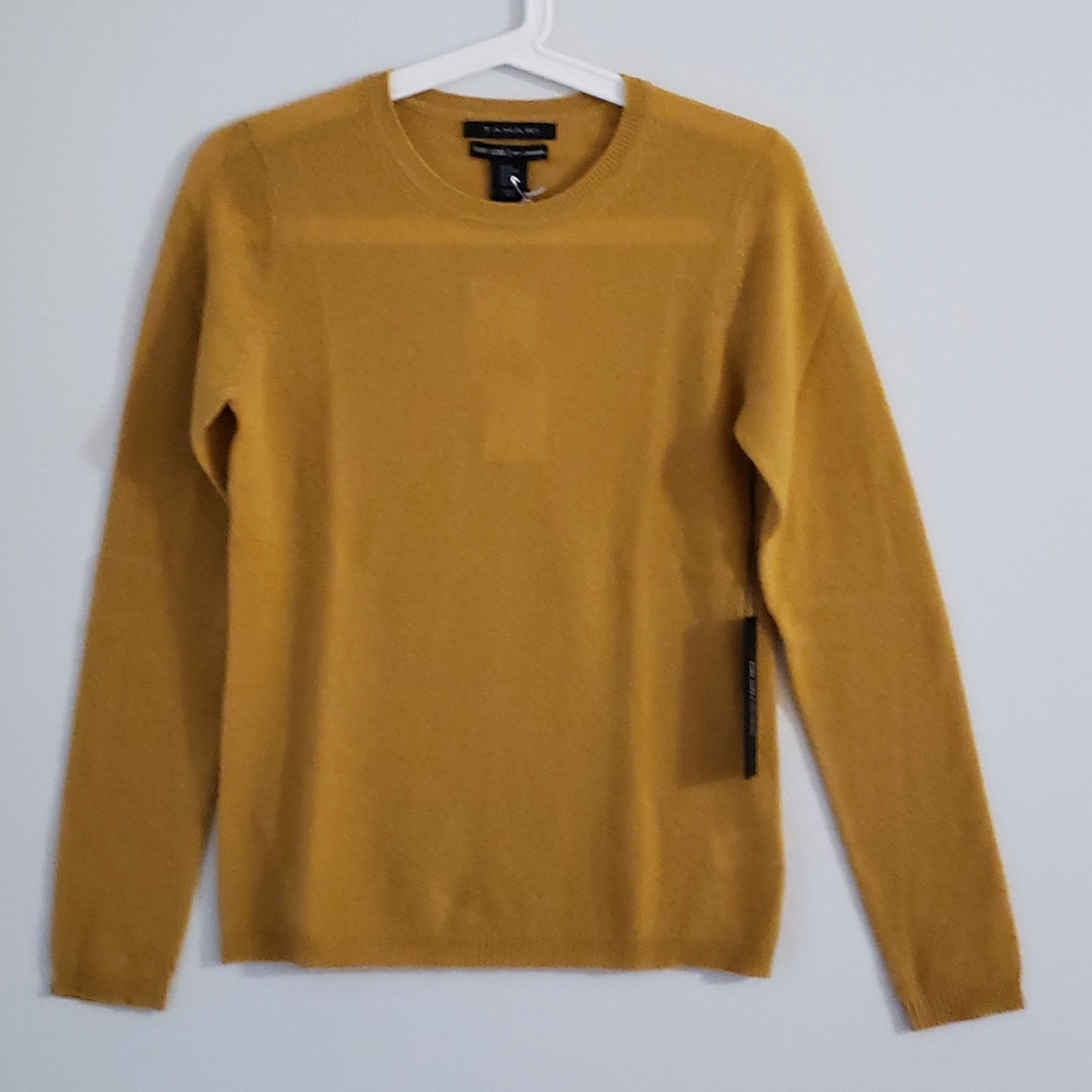 tahari 100% cashmere crew neck sweater